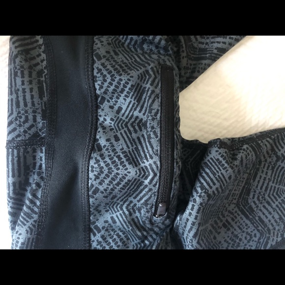 Nike Running Printed Cropped Drawstring Tights XS - Picture 6 of 9